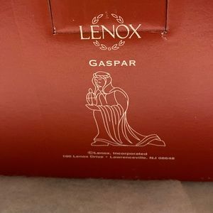 Lenox crystal. Gaspar nativity piece